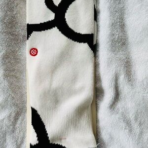 Sanrio Hello Kitty ‘Bows’  Knee High Socks Cotton New With Tags